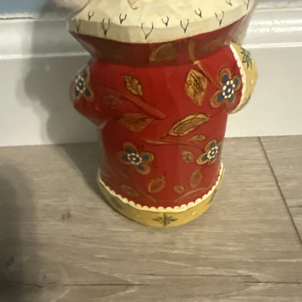 Russian Hand Painted Hand Carved‎ Santa Claus Figurine Holding Tree 6